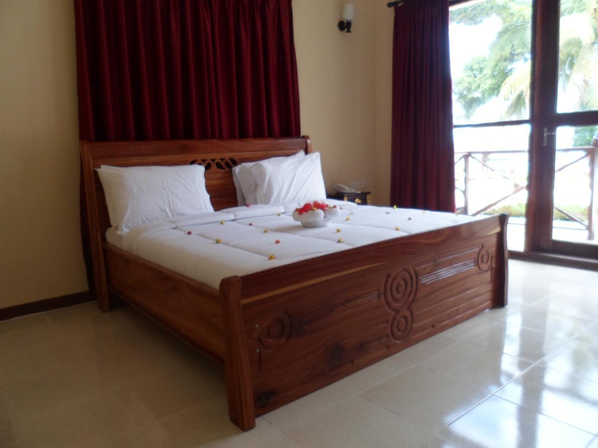 Amaan Ocean Hotel Kihinani Bububu Exterior foto