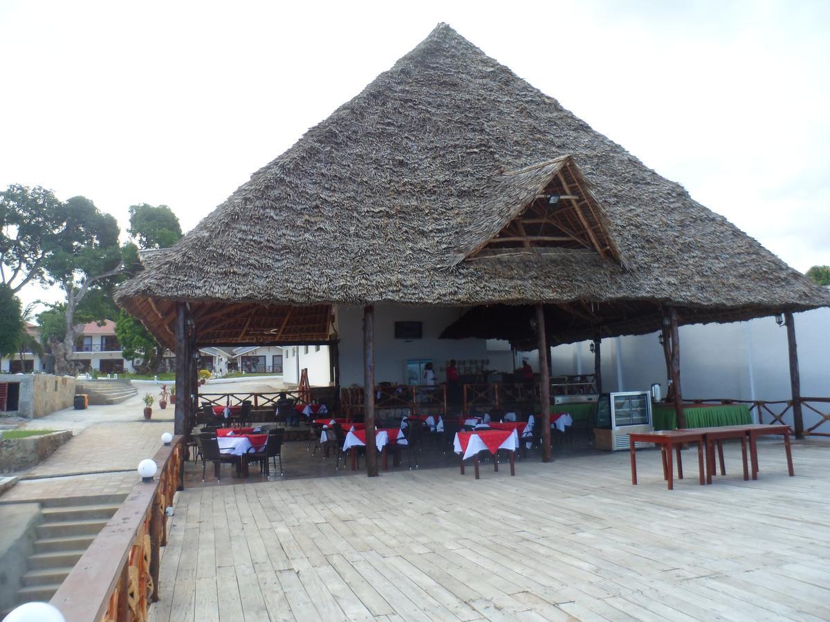 Amaan Ocean Hotel Kihinani Bububu Exterior foto