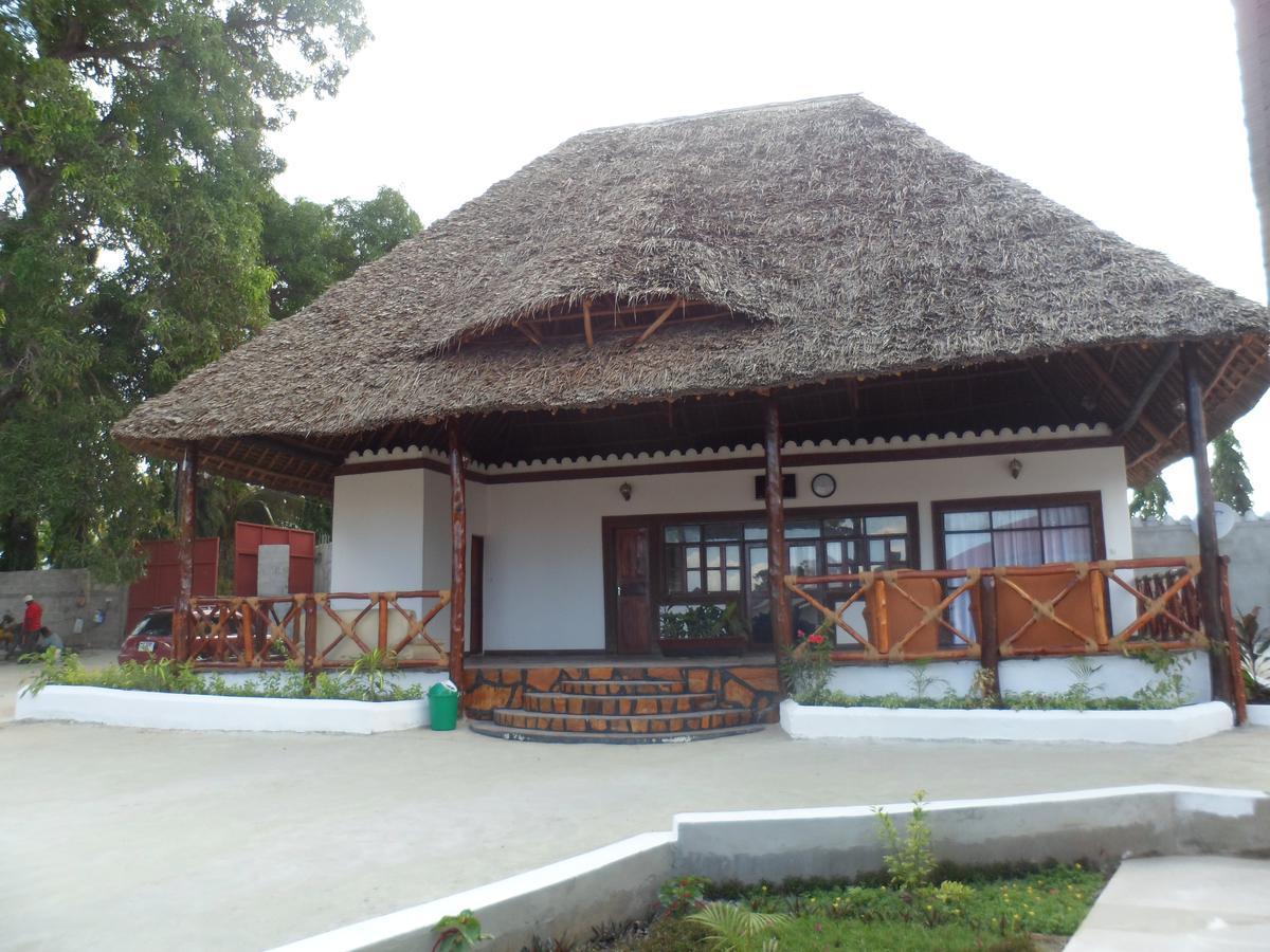 Amaan Ocean Hotel Kihinani Bububu Exterior foto