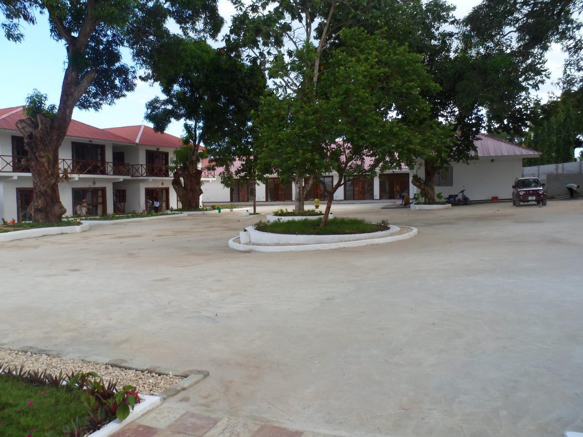 Amaan Ocean Hotel Kihinani Bububu Exterior foto