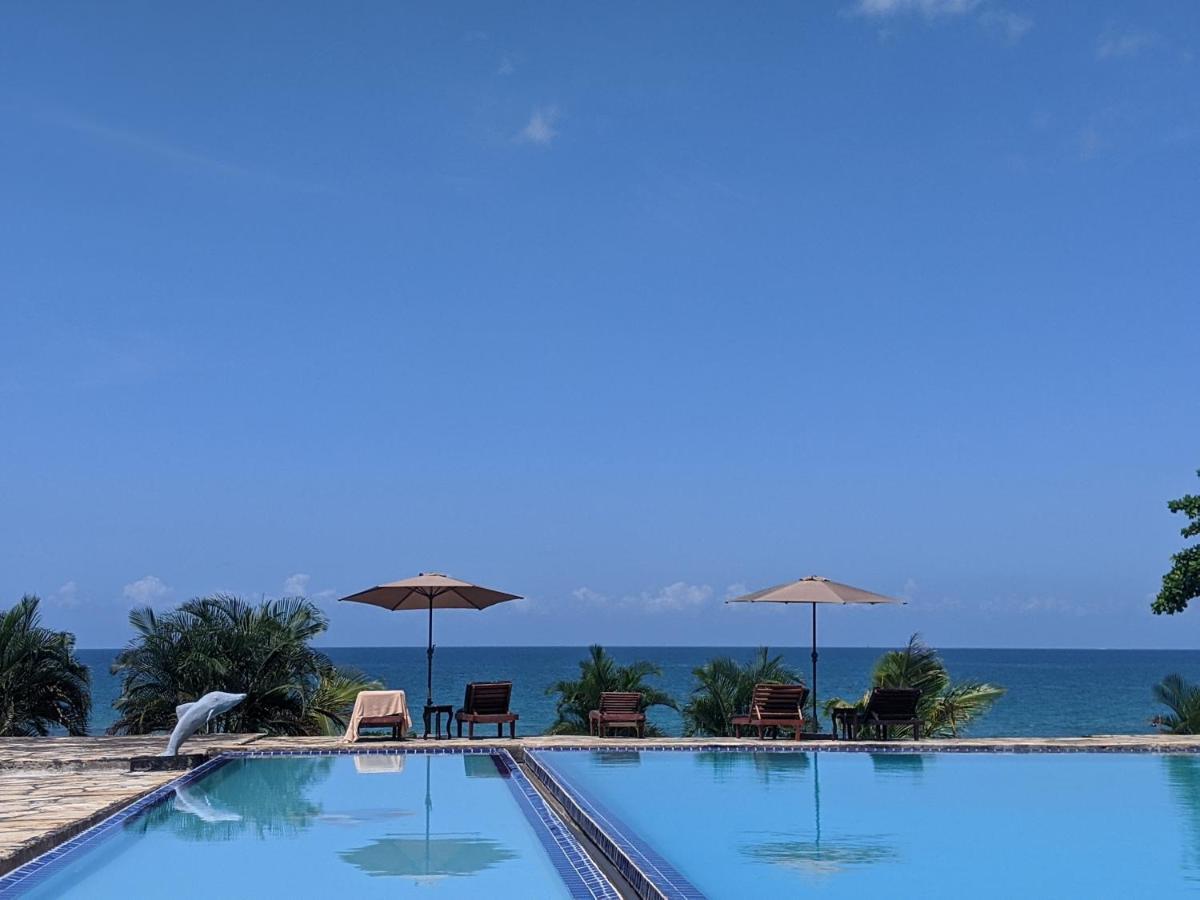 Amaan Ocean Hotel Kihinani Bububu Exterior foto